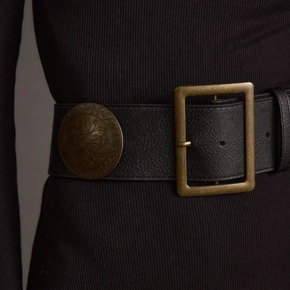 12th Tribe Greenwich Black Medallion Statement Belt Size M/LM/L - Picture 2 of 3